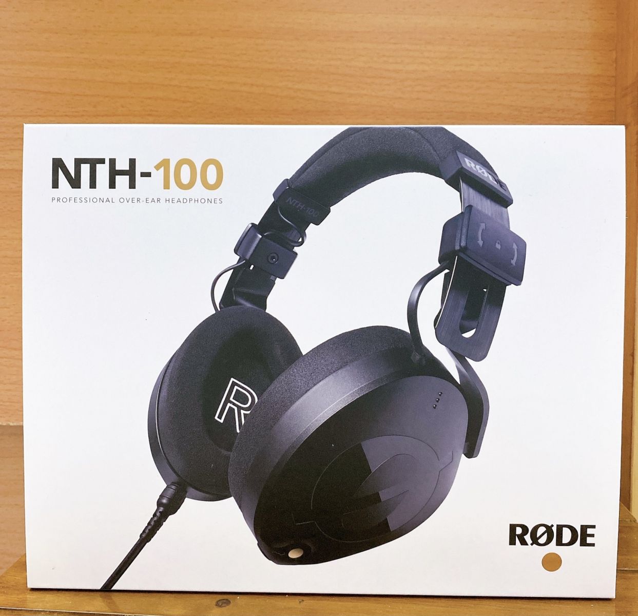Tai nghe Rode NTH-100