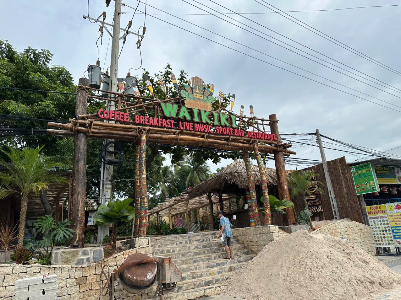 Cung cấp âm thanh cho Bar Waikiki Phan Thiết