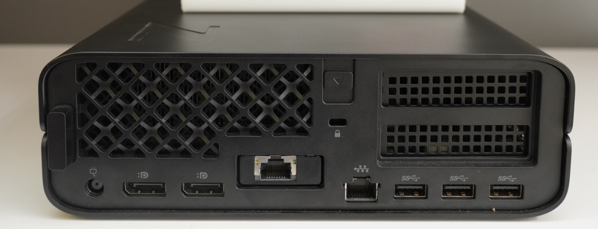 Máy chủ hệ thống DICENTIS DCNM-SERVER3